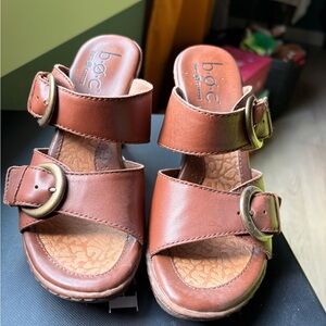 b.o.c. Tan Brown Adjustable Buckle Slide Sandals